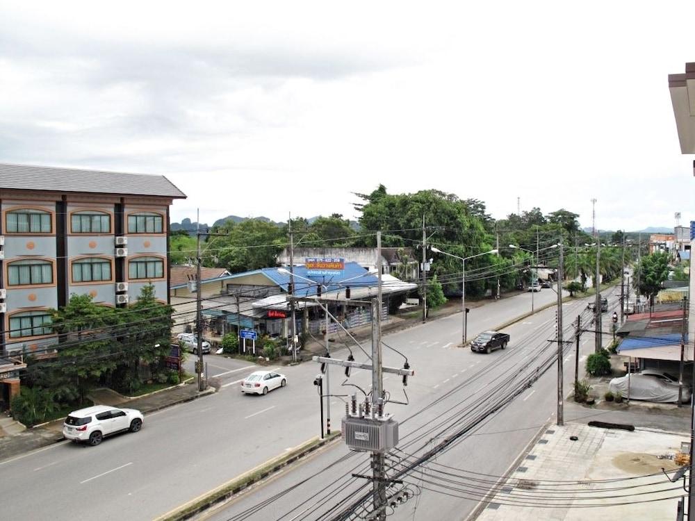 Well Timed Hotel Krabi Luaran gambar